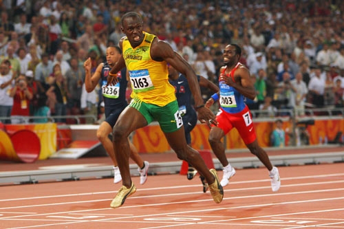 مسابقه دوی 100 متر و چالش سریع ترین مردان جهان